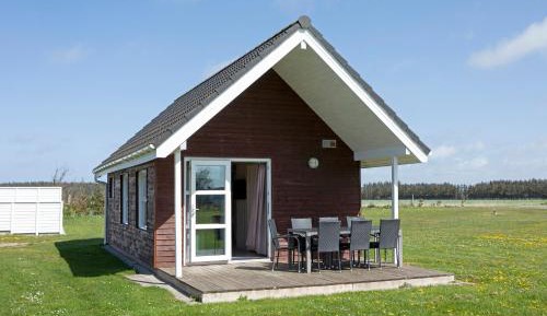 Superior Cottage