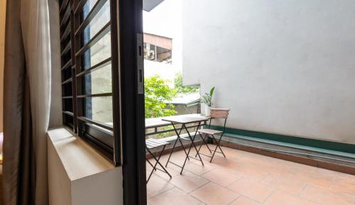 Studio with Terrace