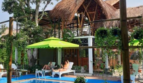Deluxe Bungalow