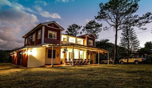 Seven-Bedroom House