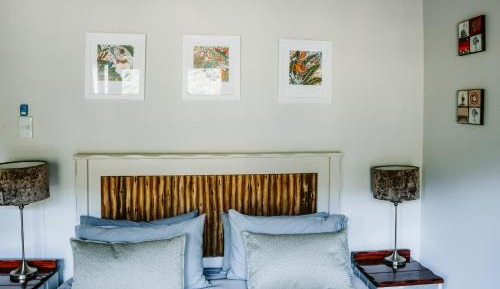 Deluxe One-Bedroom Suite