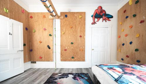 Triple Room with Private Bathroom
