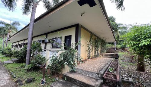 Mixed Dormitory Room