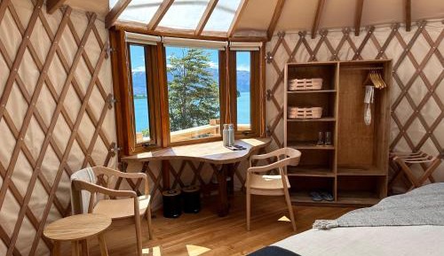 Double or Twin Room with Lake View