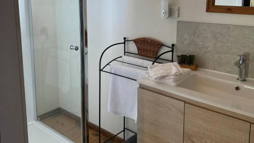 Studio Apartment with King Bed