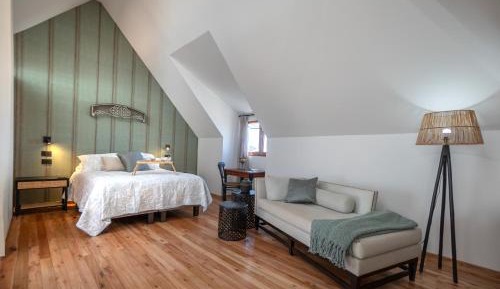 Two-Bedroom Apartment with Partial Ocean View