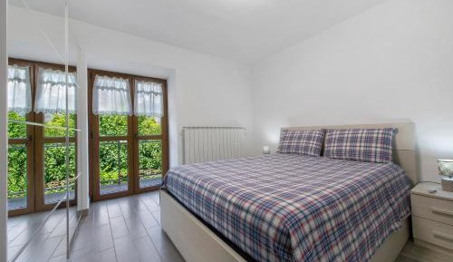 Superior One-Bedroom Apartment with Balcony