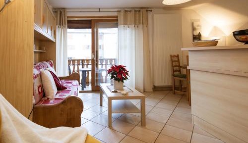 Apartment (6 Adults)