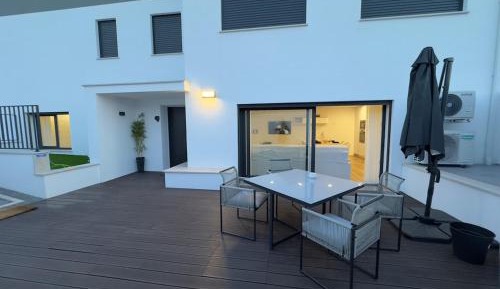 One-Bedroom House
