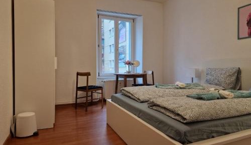 Deluxe Double Room (2 Adults + 1 Child)