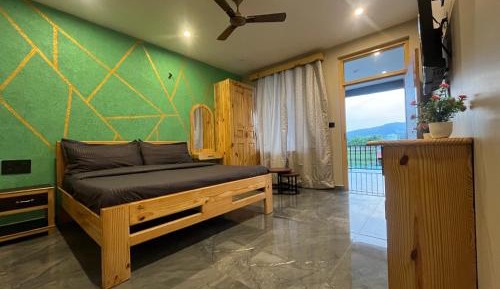 Double Room with Private Bathroom