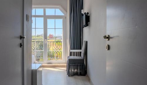 Deluxe Single Room