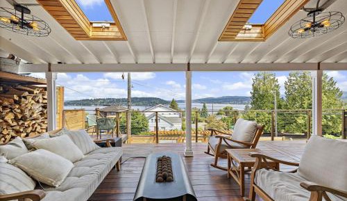 Three-Bedroom Townhouse