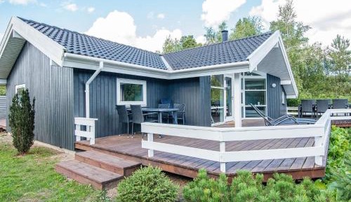 Four-Bedroom Holiday Home