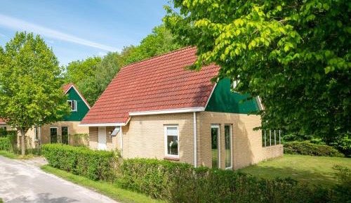 Three-Bedroom Holiday Home 