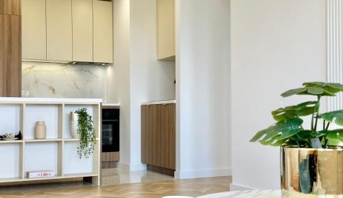 Superior One-Bedroom Apartment with Balcony