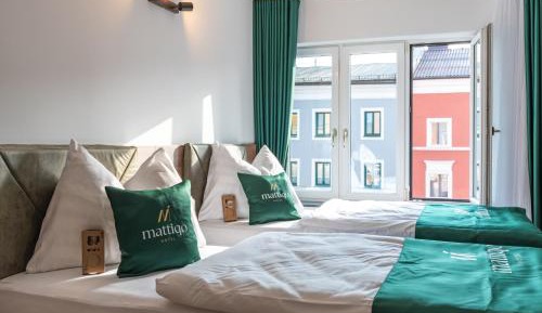 Twin Room with City View