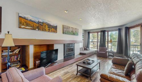 One Bedroom Apartment