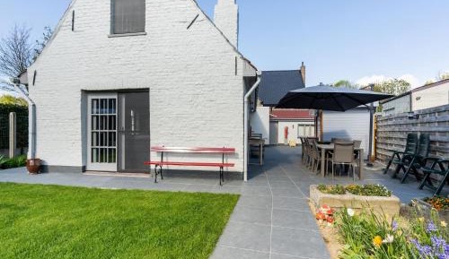 Three-Bedroom Holiday Home 