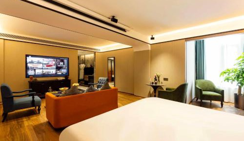 Superior Suite