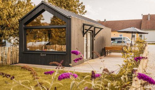 Cabin with fenced garden