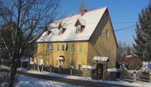 Four-Bedroom Holiday Home