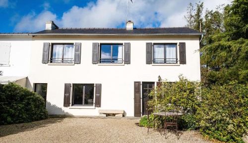 Three-Bedroom Holiday Home 
