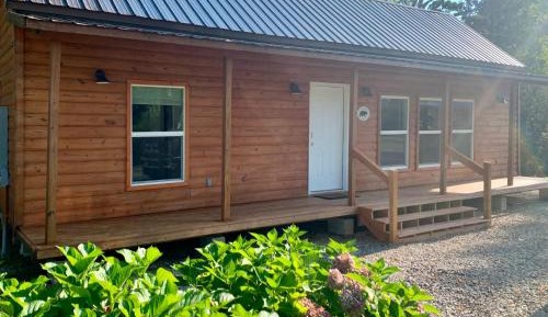 Bungalow with Patio