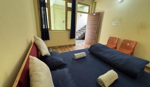 Deluxe Room (1 adult + 2 children)