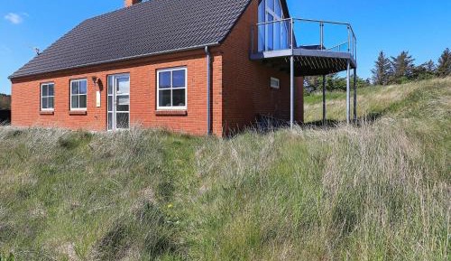 Four-Bedroom Holiday Home