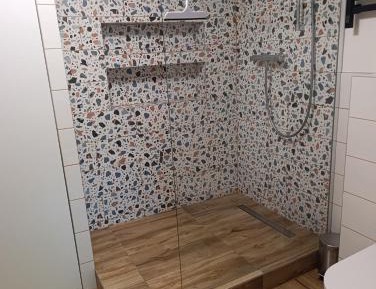 Studio (2 Adults)