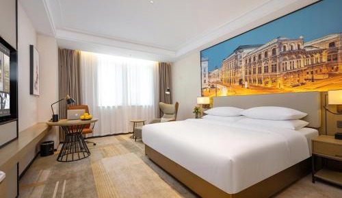 Queen Room