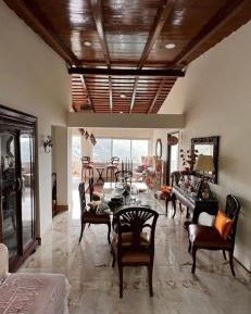 King Room with Mountain View