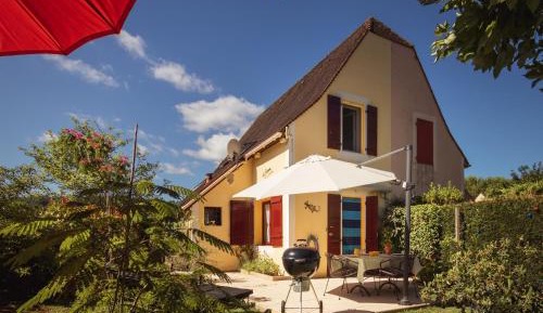 Two-Bedroom Holiday Home