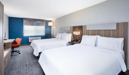 Standard Room with Two Queen Beds