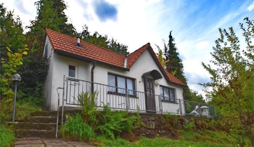 One-Bedroom Bungalow