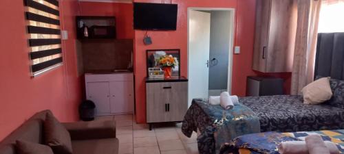 Triple Room with Private Bathroom