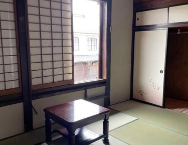 Japanese-Style Room