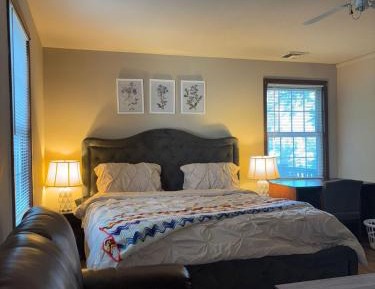 Quadruple Room with Shared Bathroom