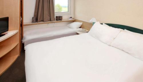 Double Room with Extra Bed