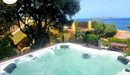 Villa - Beach Front