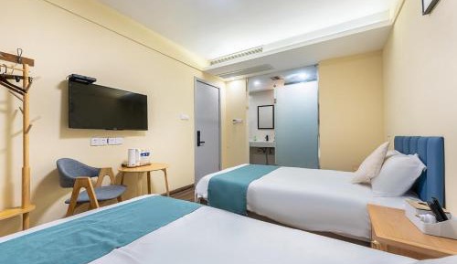 Double or Twin Room with Bathroom