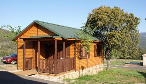 Cottage (2 Adults)