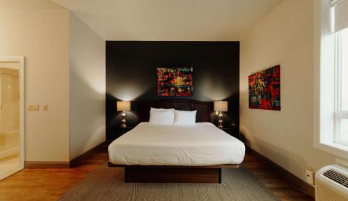 King Room with Fireplace