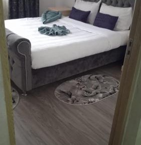 Three-Bedroom Premium Apartment