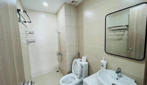 Two-Bedroom Apartment with City View