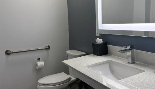 King Room - Disability Access/Non-Smoking