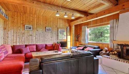 Chalet (15 adults)