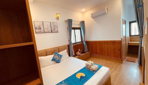 Deluxe Double Room with Bath