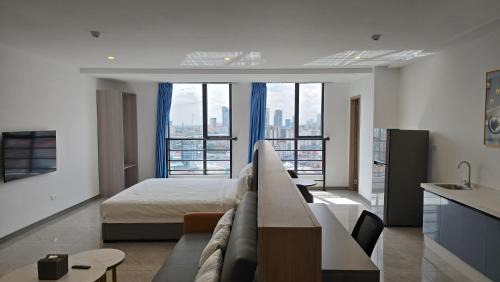 Studio with Balcony